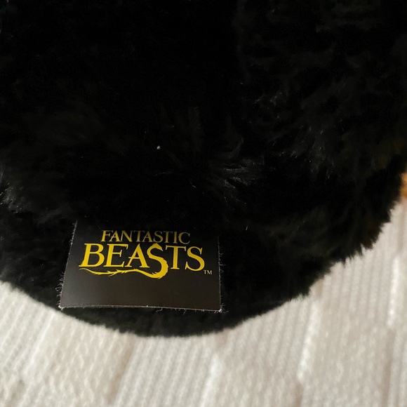 The Noble Collection Fantastic Beasts Niffler Plush - Picture 10 of 12